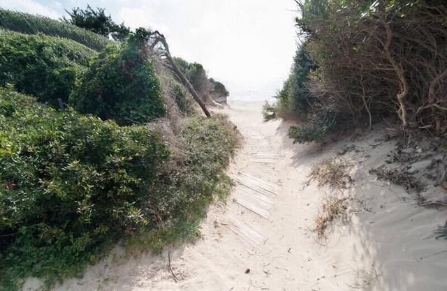 Romeo Haus mit direktem Zugang zum Strand über eine Privatstraße