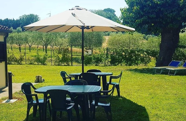 Villetta sui colli nelle Marche relax e privacy a 7 km dal mare