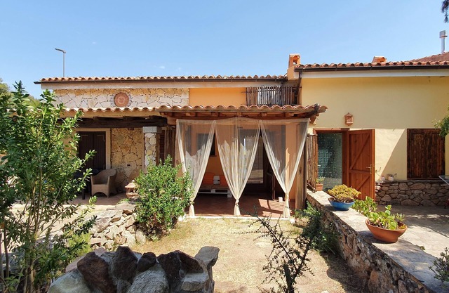 Einfamilienhaus „Casa Luna“ ein Steinwurf von der Costa Smeralda