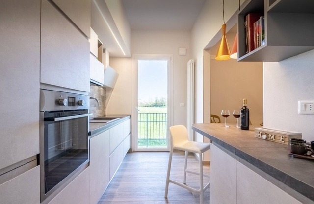 [Villino Dany] 2 Bedrooms, Garden & Private Parking with WallBox