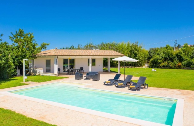 Villino Malva Large Private Pool, A/C, WiFi