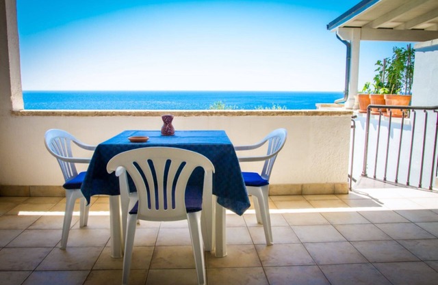 Villino Paloma with sea view in Castro - Salento
