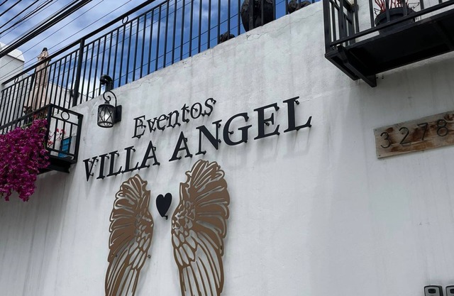Villita Mexico 1 Rec, Estacionamiento/netflix