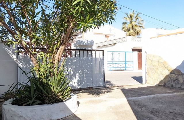 VINAROS - 60 M VOM STRAND UND MEER ENTFERNT - BARBACUE - WIFI