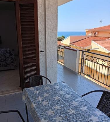 Vincenzo Sea House