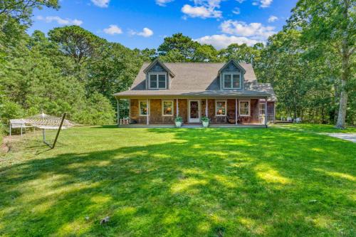Vineyard Haven Hideaway