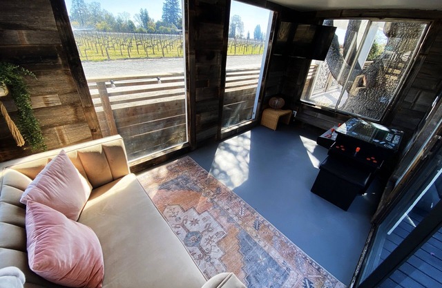 Vineyard View Getaway -