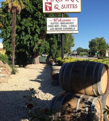 Vino Inn & Suites