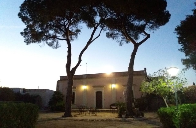 Antigua villa con piscina