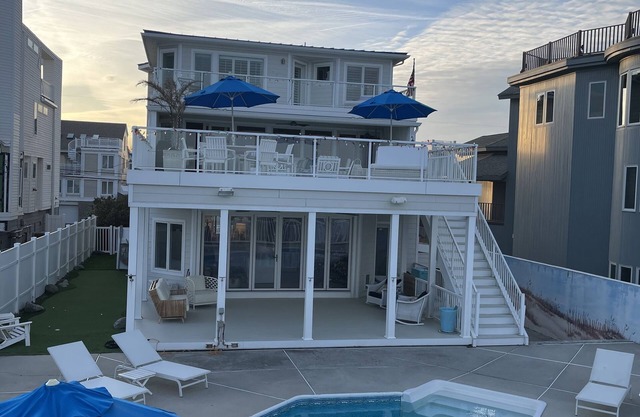 Virginia Beach, Family Home CROATAN: Ocean front home in private neighborhood