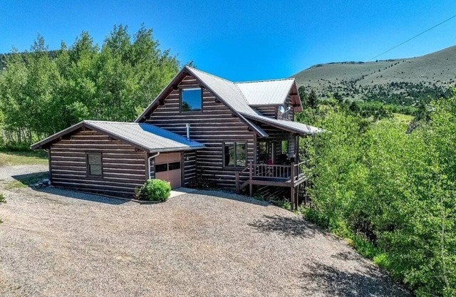 Virginia City Mountain Splendor!