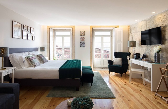 Virtudes City Lofts - Suite mit Balkon - Blick über den Fluss