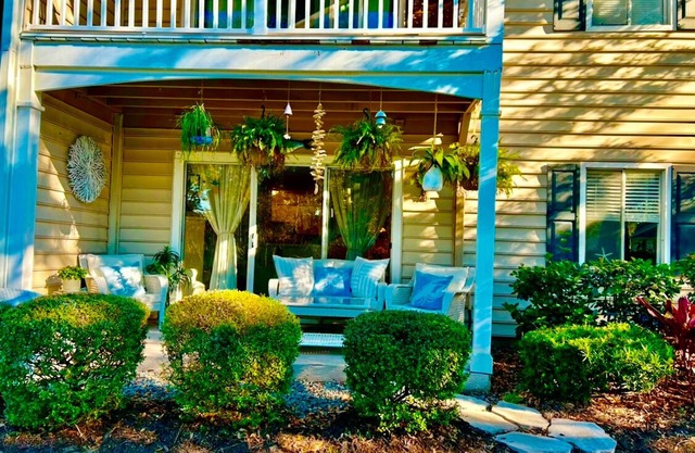 Visit this classy one bedroom condo located in the popular Ocean Walk complex.