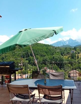 Vista Alpi Apuane