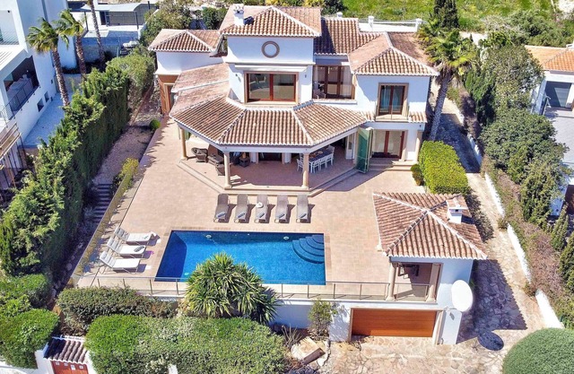 Vistamar, Vistamar - amazing views and elegant design