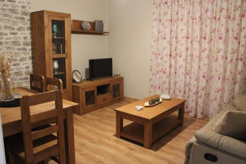 VIVIENDA DE USO TURISTICO El Jabalon
