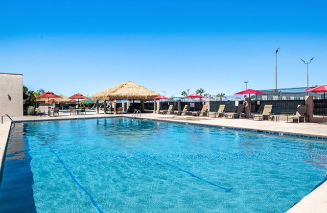 Voyager Resort Inn