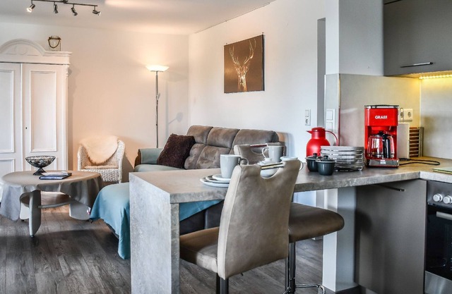 Ferienwohnung, 80 qm, 2 Schlafzimmer, überdachte Terrasse mit Garten, max. 4 Personen
