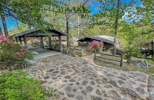 VRBO’s Best Deal on the Lake!