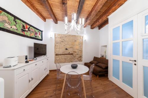 Vsuite livingchic