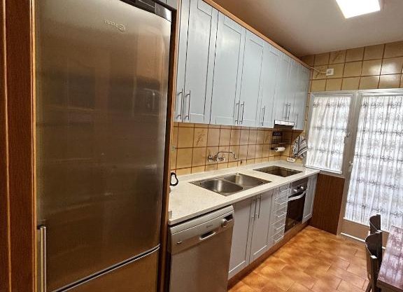 VUT Parque II TORREON 4 dormitorios y 2 baños Parking gratuito cercano
