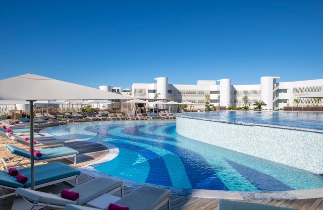 W Algarve