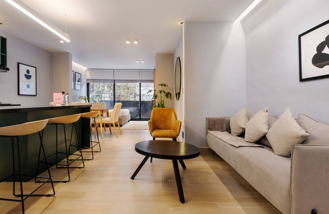 w* | Captivating Loft with Terrace in Polanco