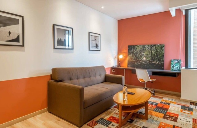 w* | Lively 1BR in San Patricio