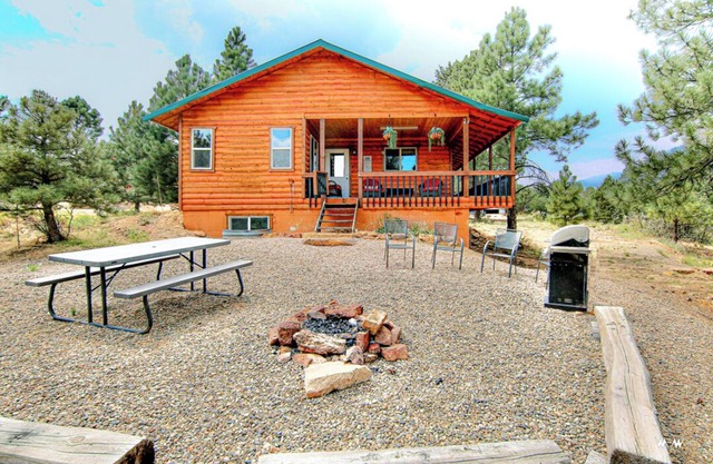 Cozy Mountain Africa Cabin, Ger��umiges Loft - Für bis zu 8 Personen