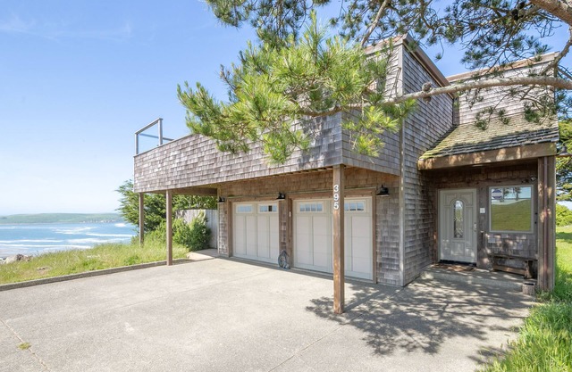 "Wabi Tei" Gelassenheit mit Panoramablick auf das Meer. Whirlpool, BBQ, XBOX, WiFi, Haustiere OK