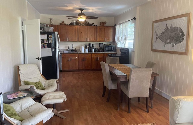 Waimanalo Beach Cottage