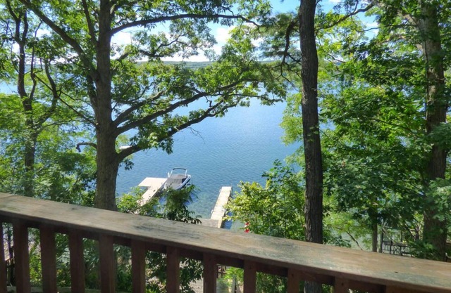 Wakiva Esperanza: Beautiful Lakefront and Dog-friendly Home