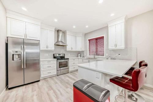 Walden Mount Luxury Villa - Entire 3-Bedroom Home