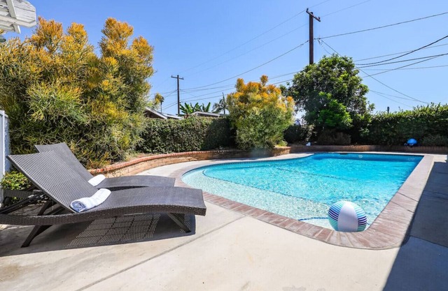 Walk 1/4 mile~20min Disny&Conv~Pool~Firepit~GameRm