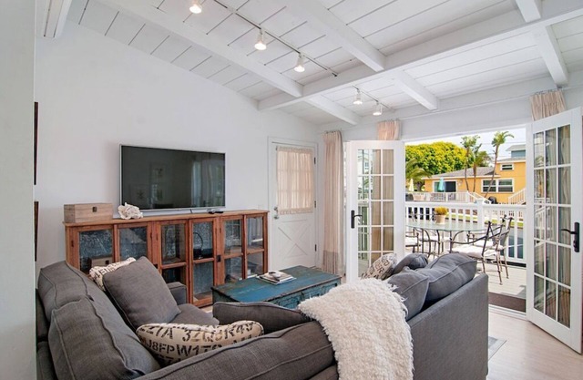 Walk to Beach | AC | Patio w/ Ocean View