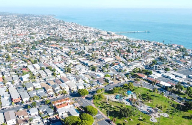 Walk to Beach! - Gorgeous San Clemente Cottage