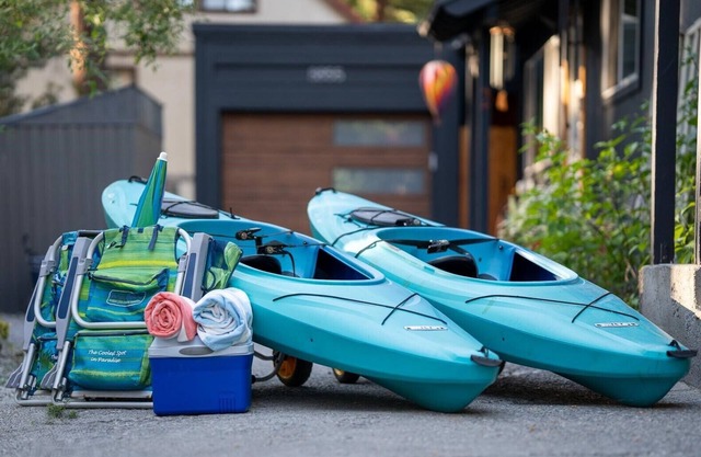 Walk to Beach! Kayaks! Pets OK! Camp STAR-Lite!