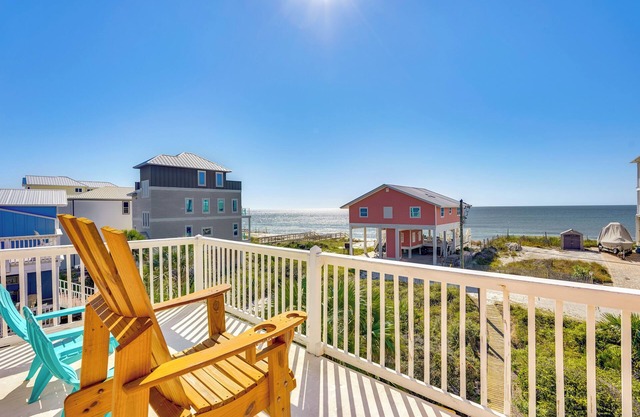 Walk to Shore: Ocean View Cape San Blas Townhome