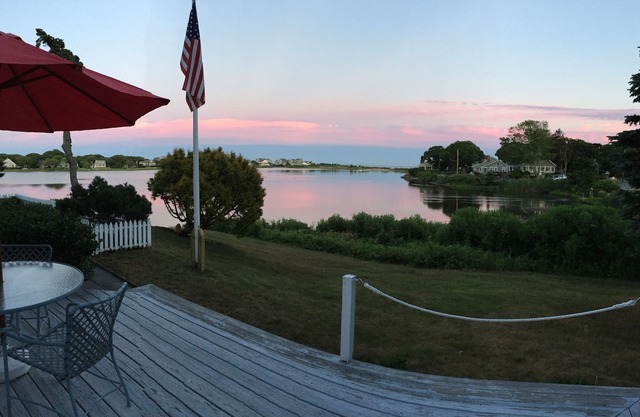 Waterfront 3 BR Cape - zu Fuß zum Strand Falmouth, MA SONDERANGEBOTE
