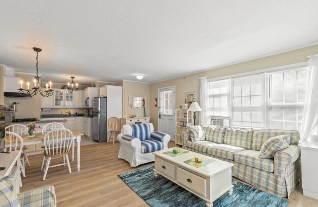 NEUE AUFLISTUNG! Captain Gosnold Village - Deluxe Cottage mit 1 Schlafzimmer (18A) - Gehen Sie zum Strand und zur Hauptstraße