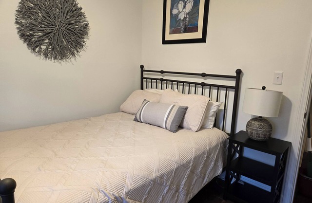 Walk to Downtown Athens and UGA North Campus from this lovely Bedroom Suite!