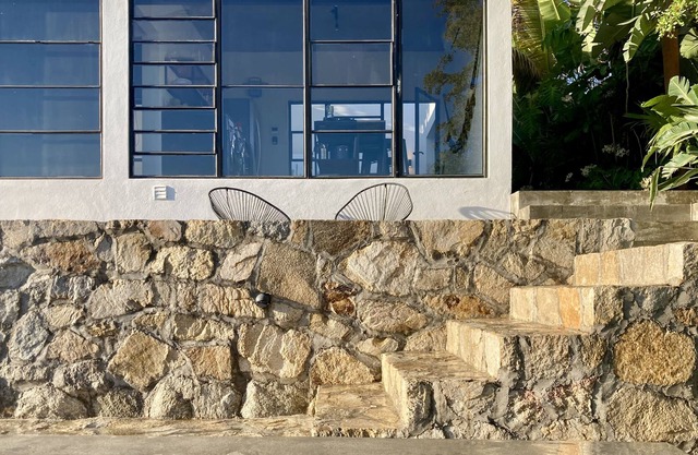 Walk to Farm to Table Restaurants, easy access to East Cape Surf