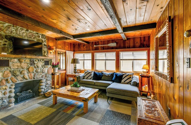 Walk to Houghton Lake: Cabin w/Fire Pit!