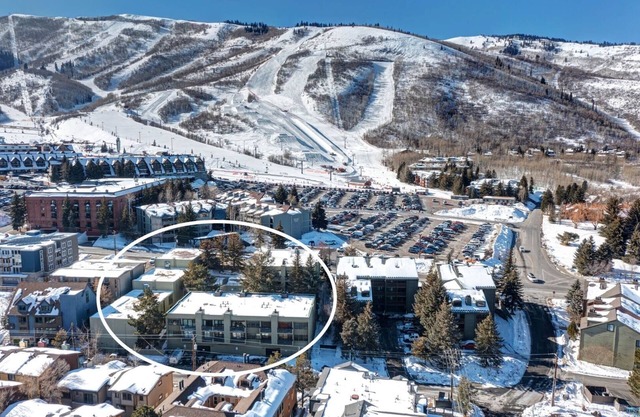 Neue Auflistung! Gehen Sie zu den Liften! Wunderschöne 2BR am Fuße von Park City!