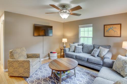 Walk to Main St Inviting Byrdstown Home with Yard!