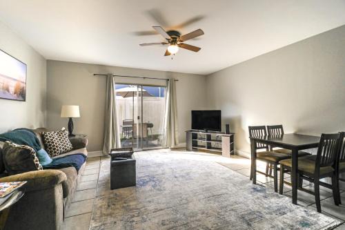 Walk to Ocean and Restaurants Biloxi Getaway!