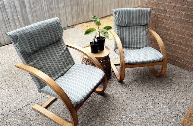 Stylish 3-Bed Hideaway – Modern Comfort in a Quiet Setting Near City & Coast