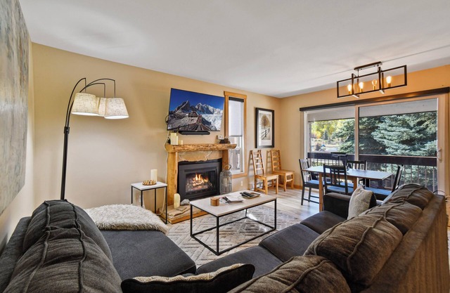 Walk to Ski — 2BR/2BA Canyons/Park City Condo