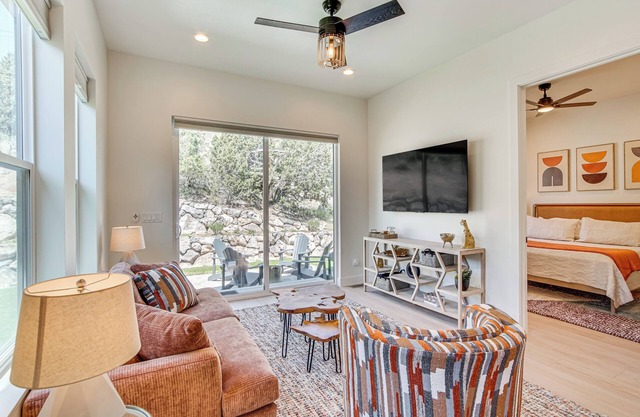 Walk to Southern Utah Campus: Home w/ Fire Pit