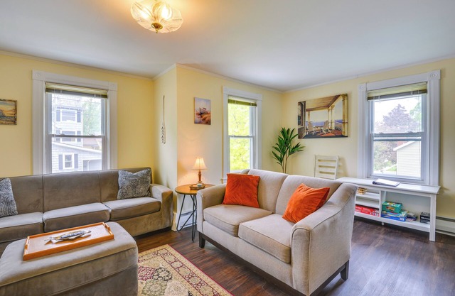 Walk to St Lawrence River: Clayton Apt w/ Porch!